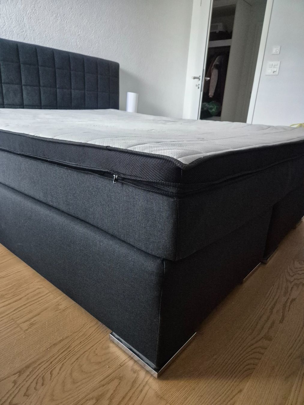 Betten: Boxspringbett 160 x 200cm – Gebraucht aus Widnau von Tryndamere 1