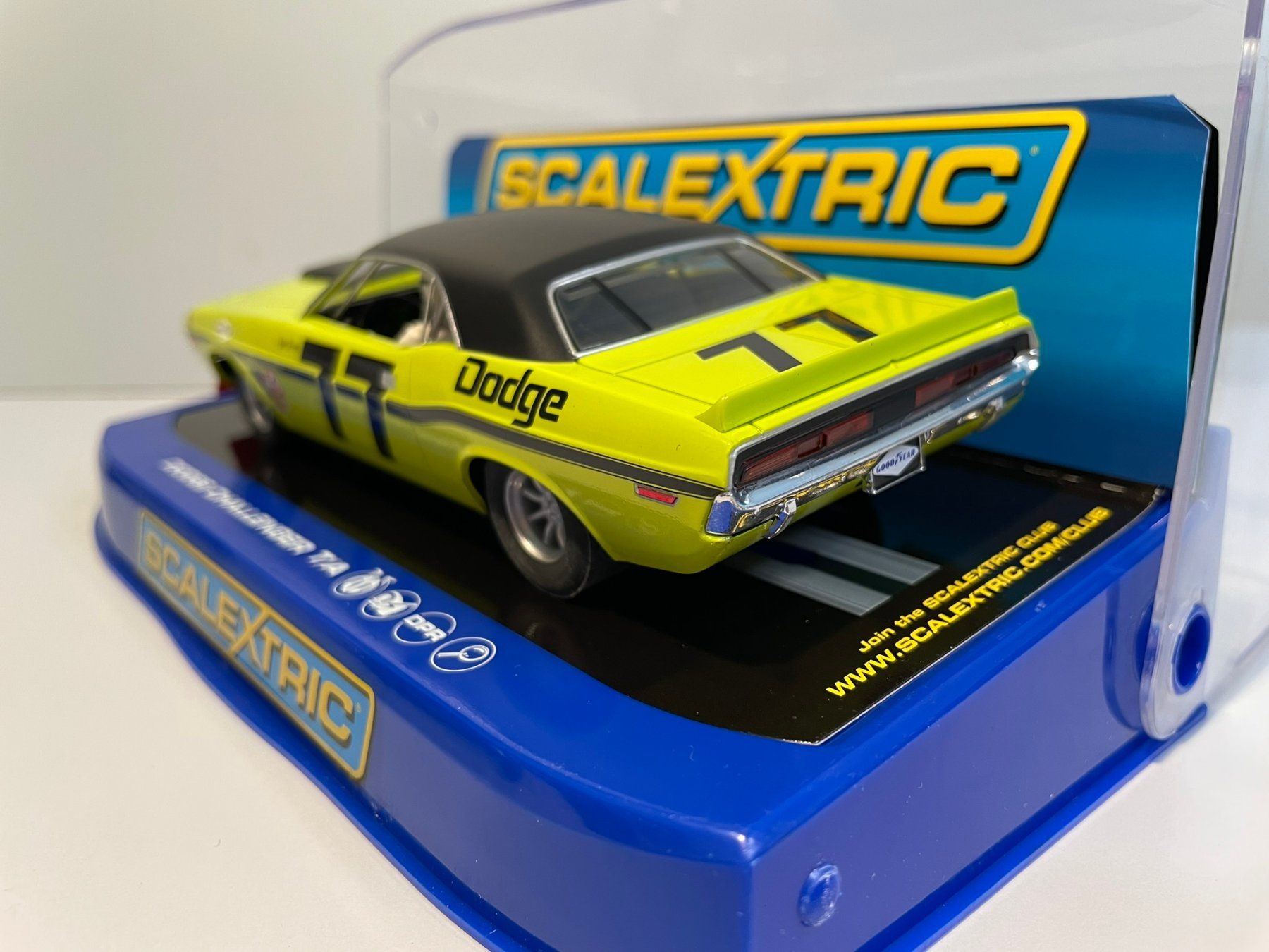 Scalextric Voitures modèles: Scalextric Dodge Challenger T/A – Neuf avec emballage d'origine à Bättwil par Samuel_Wyss 2