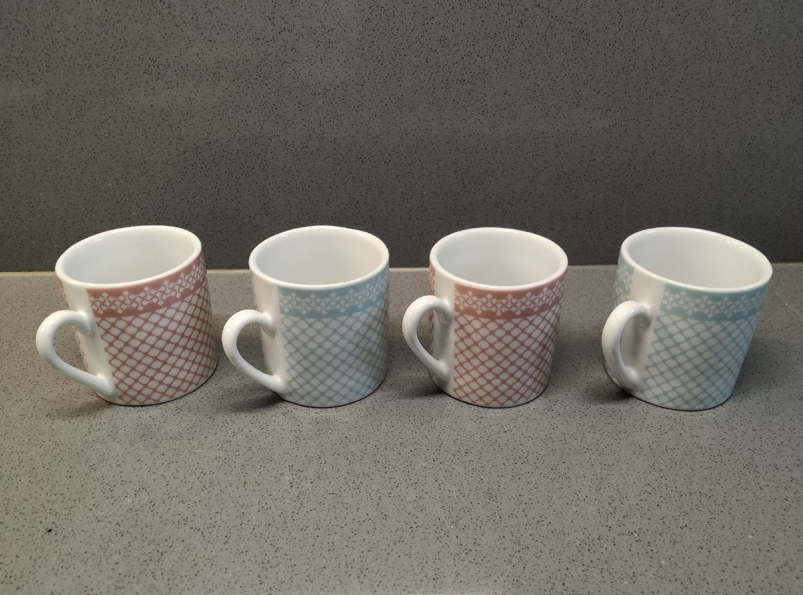 Tassen: NEU - 4 Er ESPRESSO - Set / LAVILLE Paris – Neu und originalverpackt aus Minusio von Todesca 4