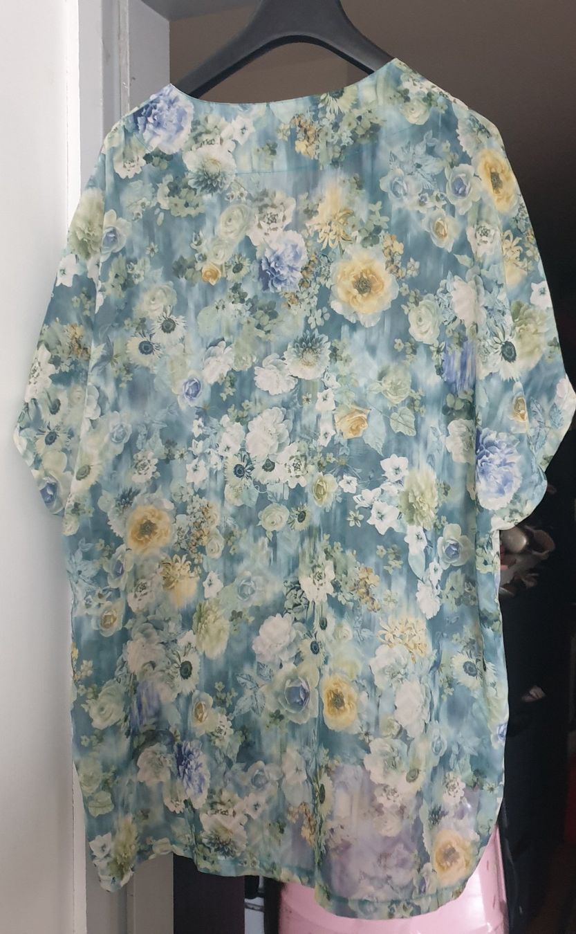 Niederberger Camicette: Niederberger blumige Bluse Gr. M – Usato da Frenkendorf venduto da Chrigeli01 1