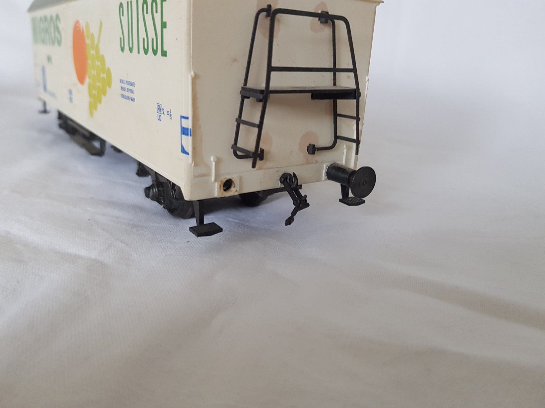 Rivarossi Modelleisenbahnen: 2 Rivarossi Bastelwagen – Gebraucht aus Luzern von inca55 5