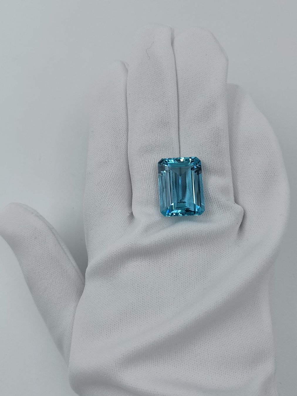 Pierres précieuses: 1 AQUAMARIN 37.93 CT. – D'occasion à Luzern par EdiGem 9