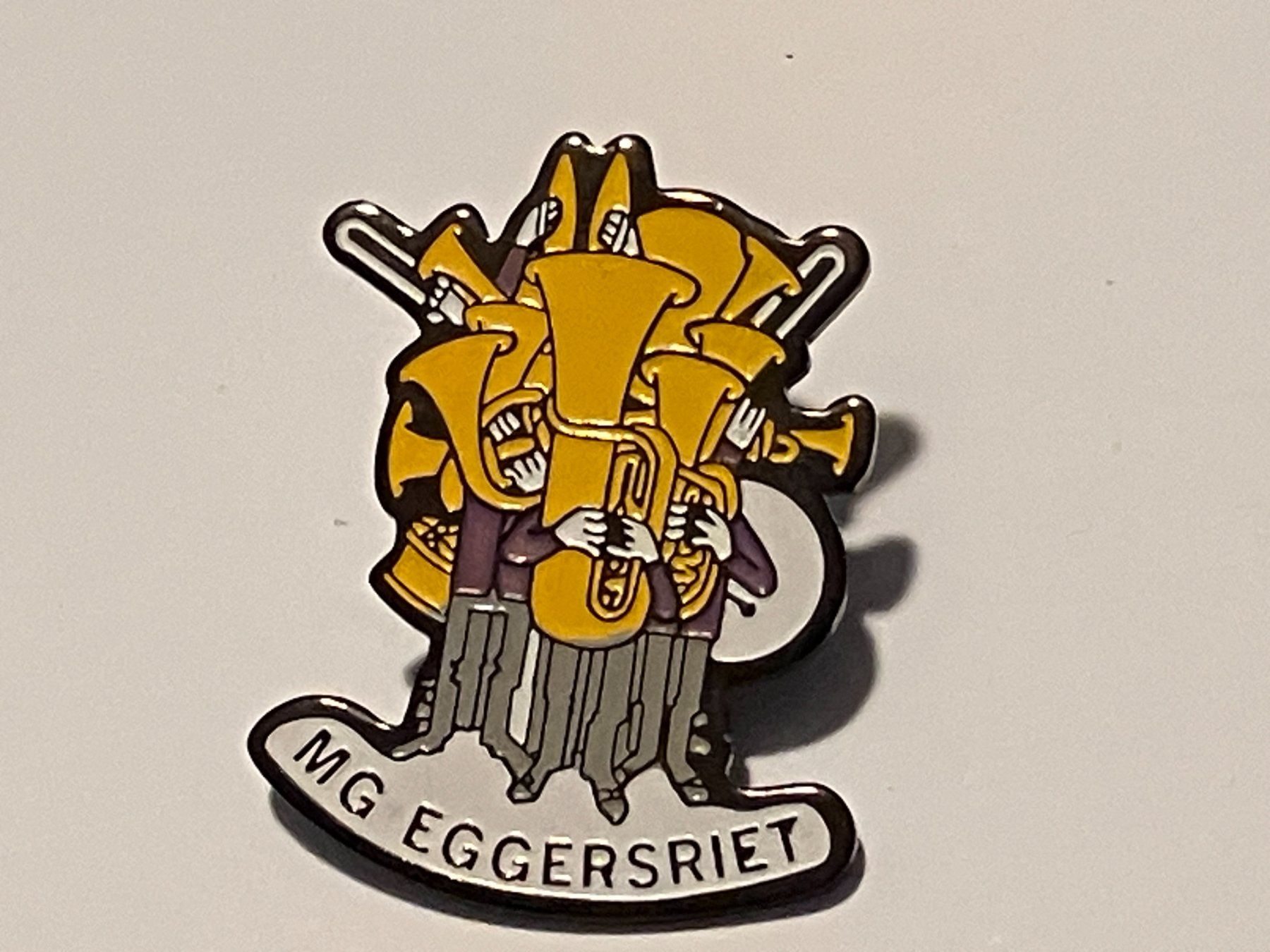 Placchette & Badge: 1 Pin Musikgesellschaft Eggersriet – Usato da Basel venduto da djwwpp