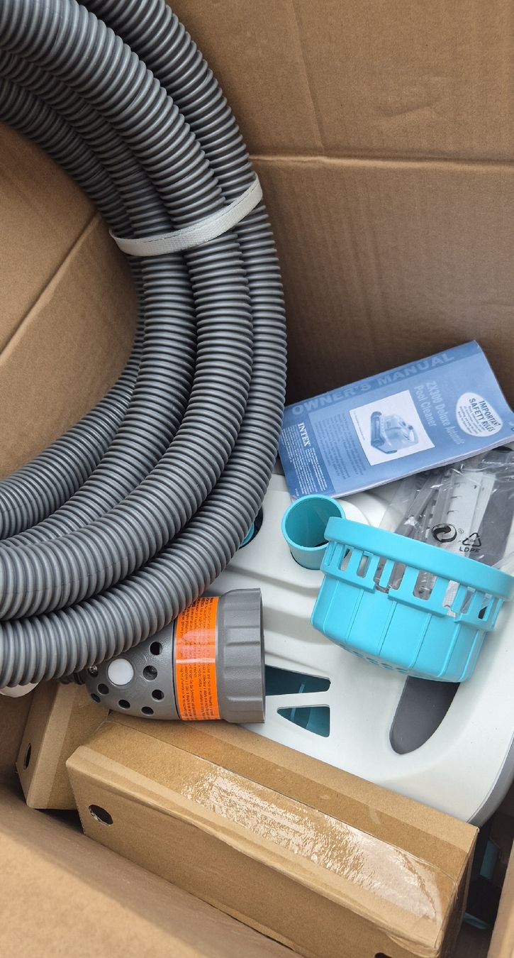 Intex Accessori per Piscine: Poolroboter INTEX ZX300 – Nuovo (secondo la descrizione) da Moutier venduto da Maria1704 1