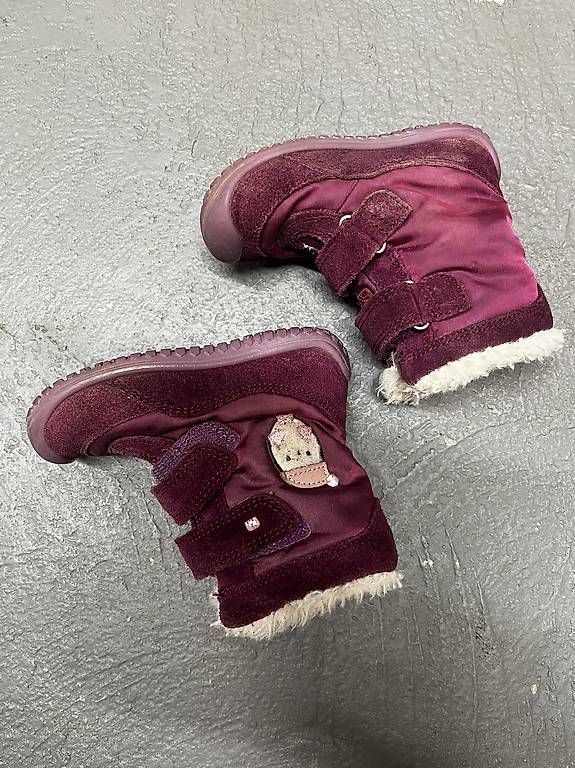 Scarpe per ragazzi: Kinder Winterstiefel - Grösse 22 – Usato da Grüningen venduto da Zani87 2