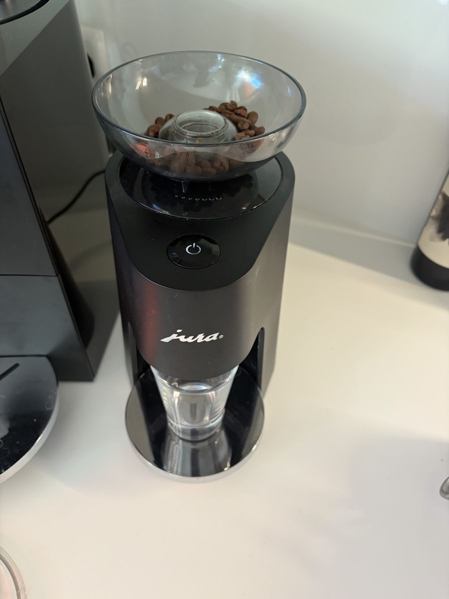Jura Machines à café & Machines à expresso: Jura Kaffeemaschine ONO – D'occasion à Ipsach par Can3250 4