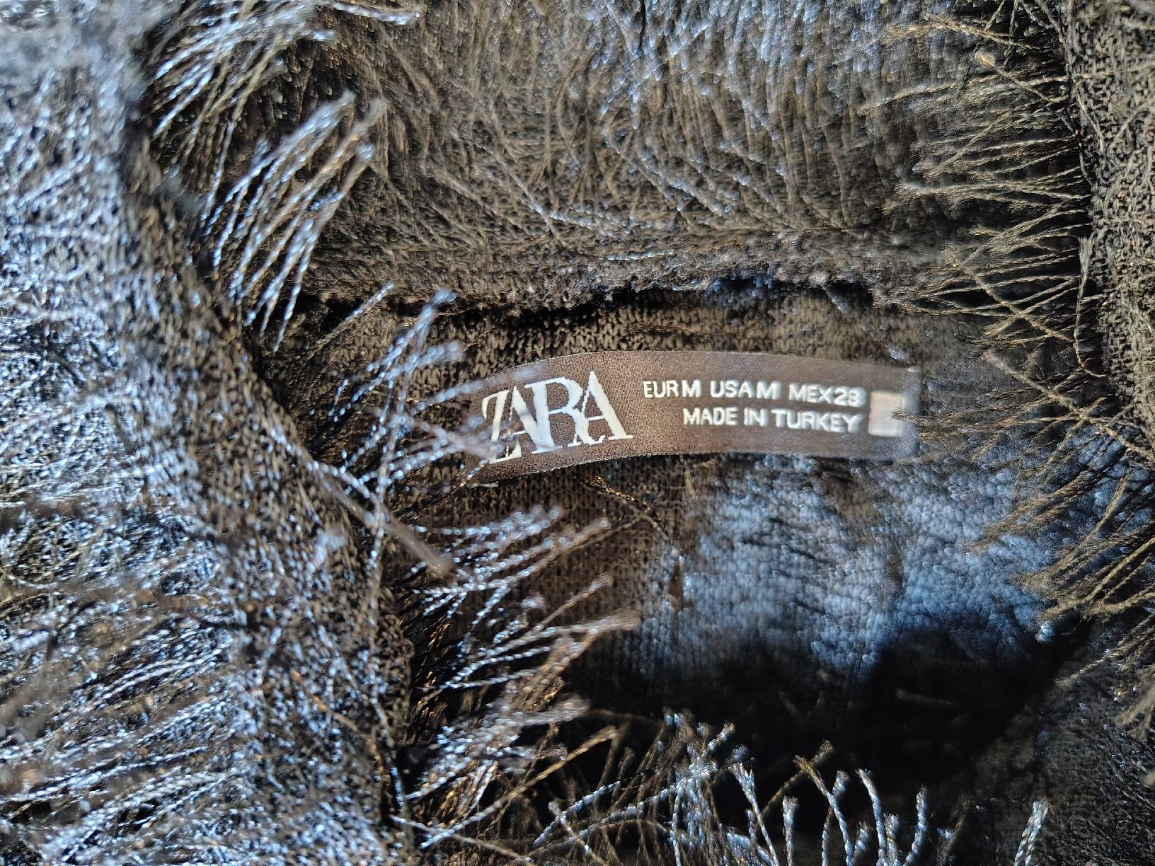 Zara Maglioni & Felpe: Schwarze 2x Zara Pullover, Grösse M, Neuwertig – Usato da Stäfa venduto da krp54 1