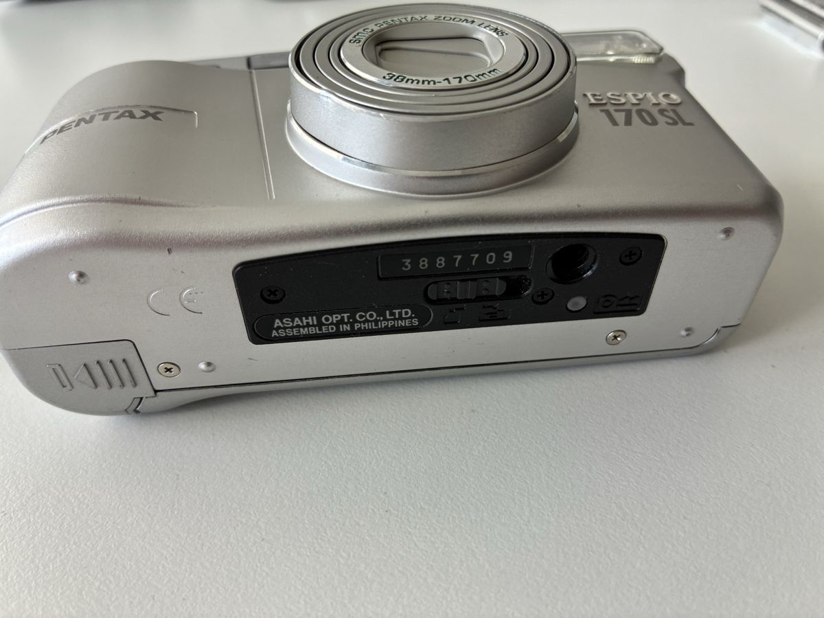 Pentax Fotocamera: Pentax ESPIO 170SL aus Hausräumung  – Difettoso da Chur venduto da Knokno199 2