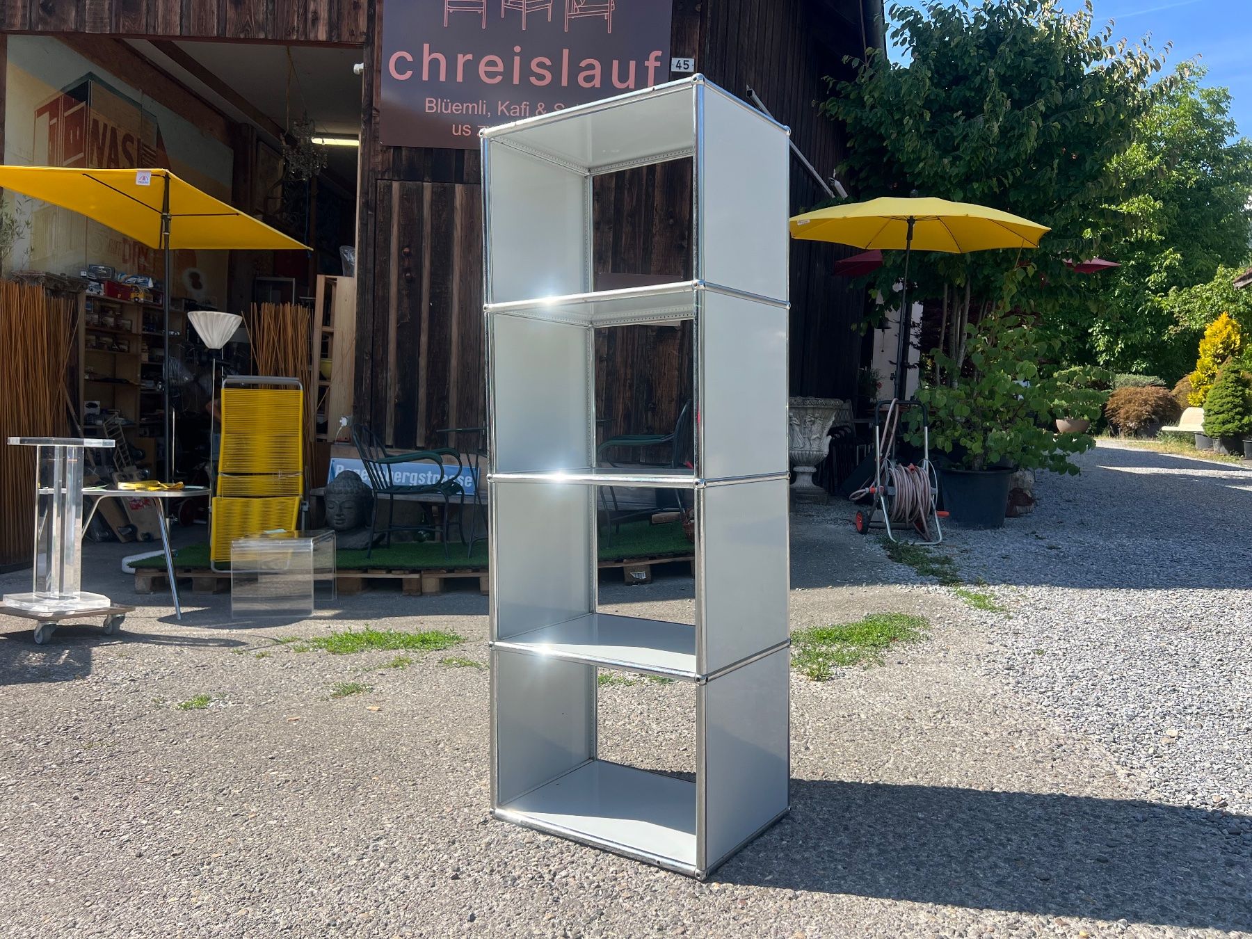 USM Scaffali: USM Haller Highboard - 4 Etagen Weiss – Usato da Otelfingen venduto da Yossi-68