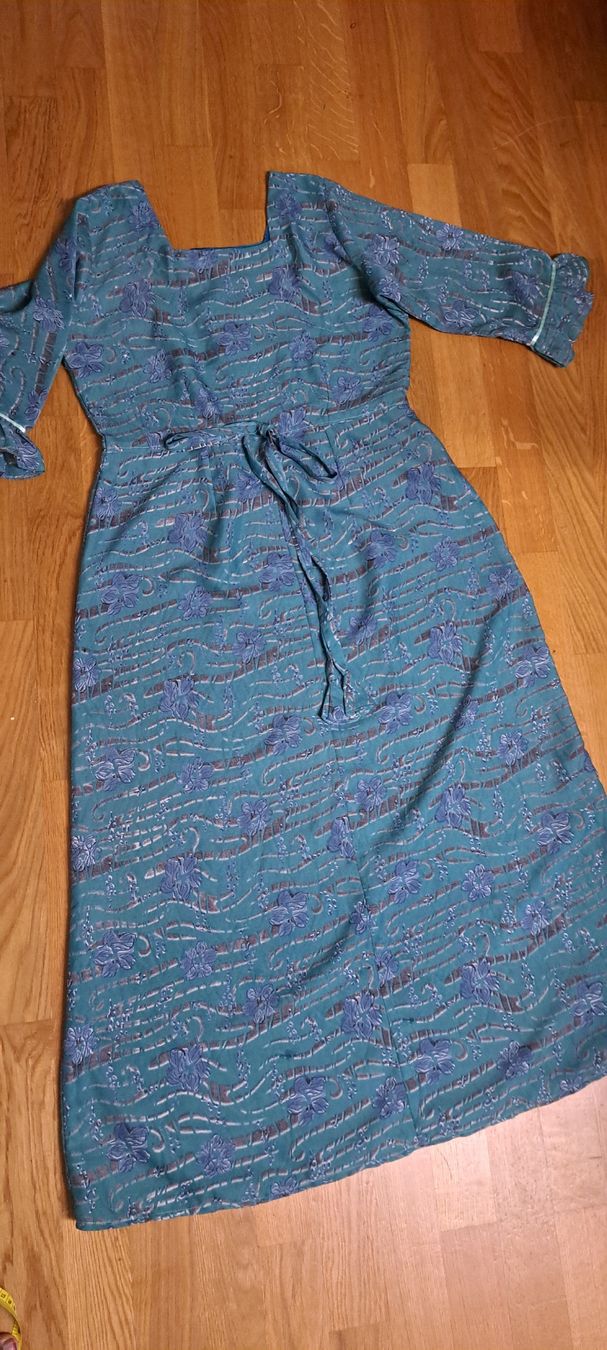 Kleider: Maxi Dress Blue Floral Pattern Acceptable Condition – Gebraucht aus Bern von mahilini 6