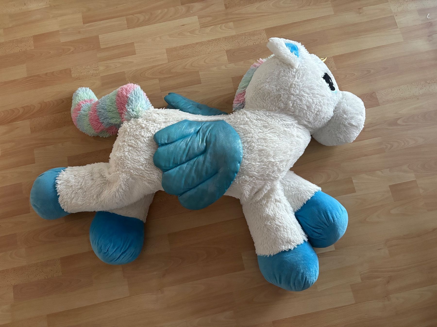 Spielzeuge: Riesen Einhorn – Gebraucht aus Hettiswil von Resche33 3