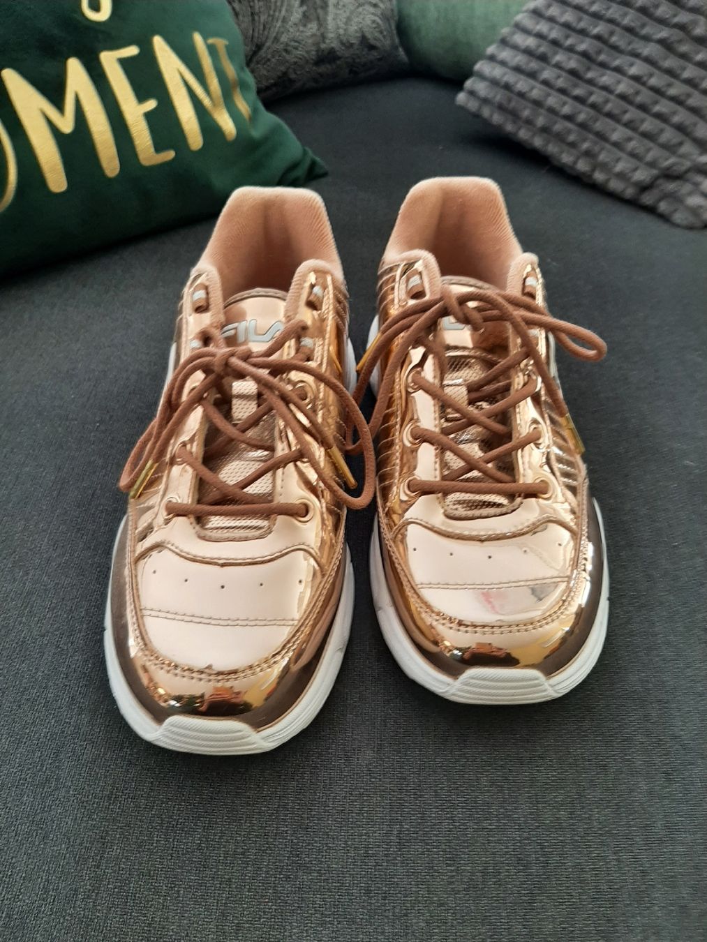 Fila Damenschuhe: Fila Damensneaker Gr. 40 – Gebraucht aus Buch am Irchel von -mireli- 1