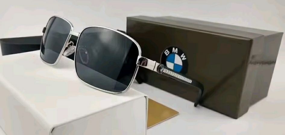 BMW Lunettes & Verres: occhiali da sole linea Bmw – Neuf avec emballage d'origine à Locarno par Enzo1985