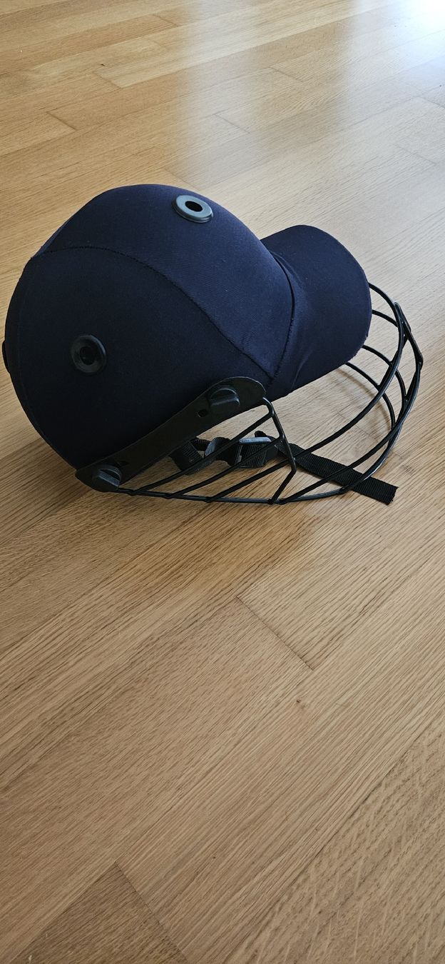 Giocattoli: Cricket Kids Accessories – Usato da Reinach BL venduto da thec0llect0r 1