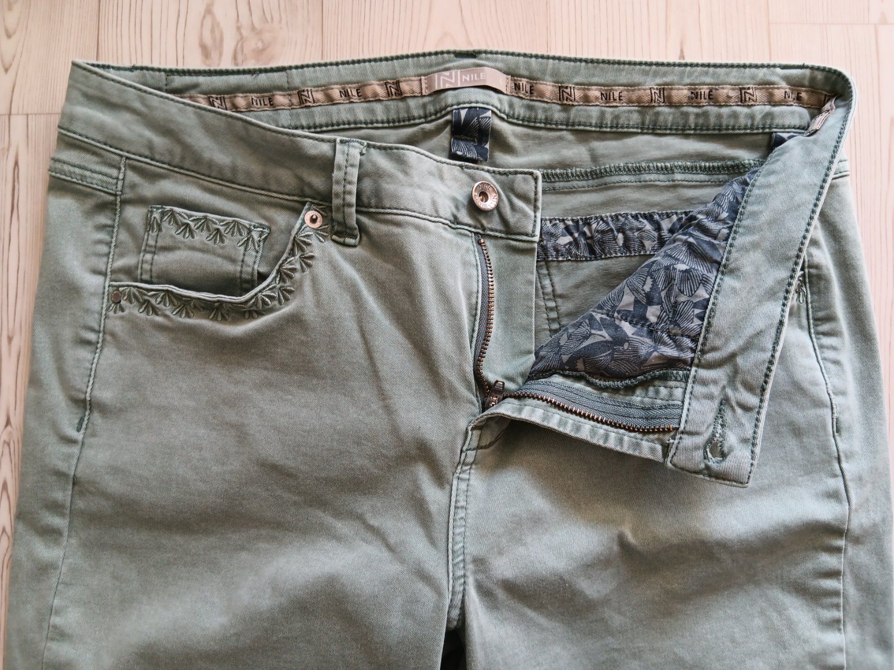 Nile Jeans: NILE Jeans taille / Grosse L – Usato da Cossonay-ville venduto da Super-Price-Quality 4