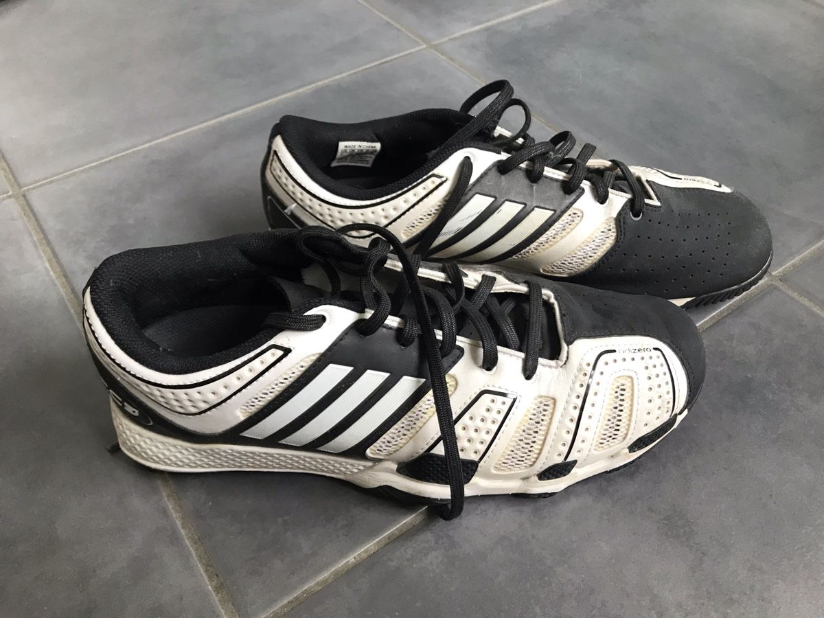 Scarpe da uomo: Adidas Schuh 42 2/3 – Usato da Thalheim venduto da Twity