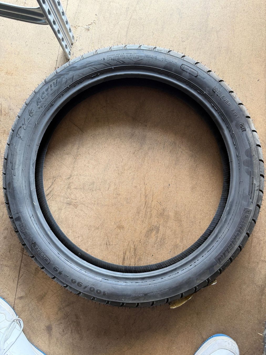 Michelin Pneumatici & Ruote complete: Michelin Pilot Activ 100/90-19 57V DOT2514 – Nuovo (secondo la descrizione) da Otelfingen venduto da ccracing 1