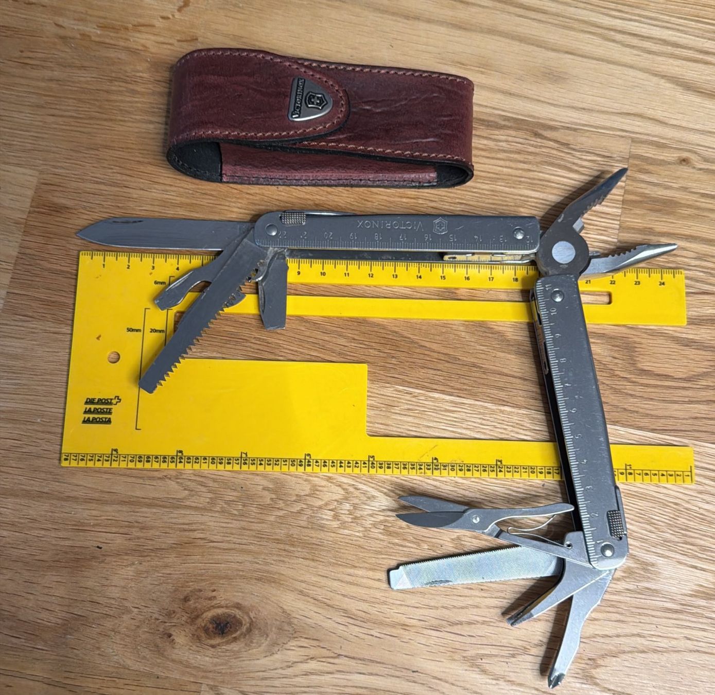 Victorinox Coltelli tascabile: VICTORINOX SWISSTOOL MIT ETUI – Usato da Zürich venduto da Frei-Occasionen 9