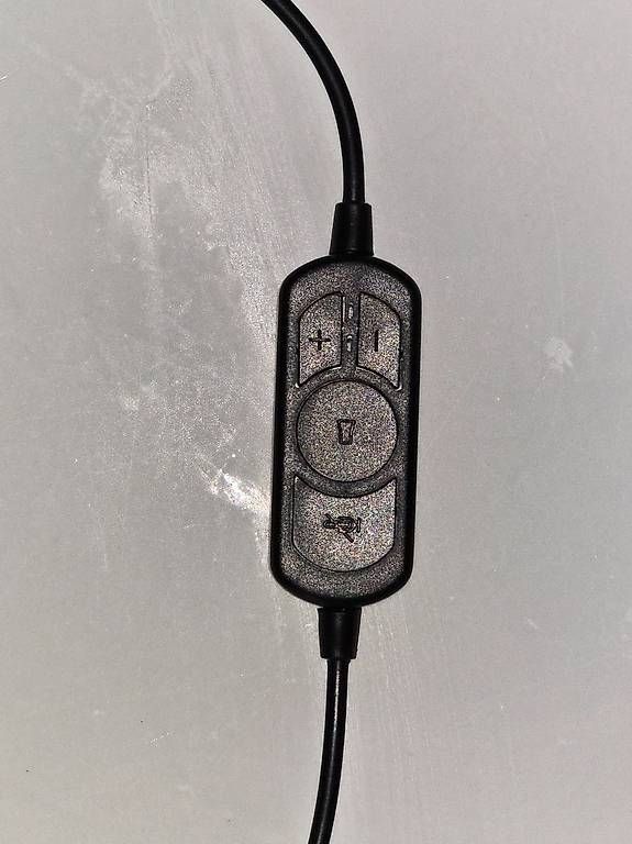 Cuffie: equip® USB-Headset Model 245305 – Usato da Thun venduto da Umd 2