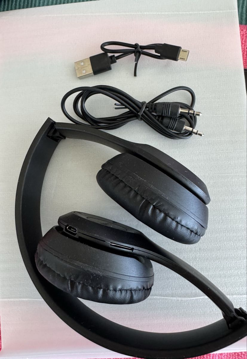 Kopfhörer: Cuffie P47 Wireless Bluetooth. – Neu und originalverpackt aus Rothrist von and_2n2j 4