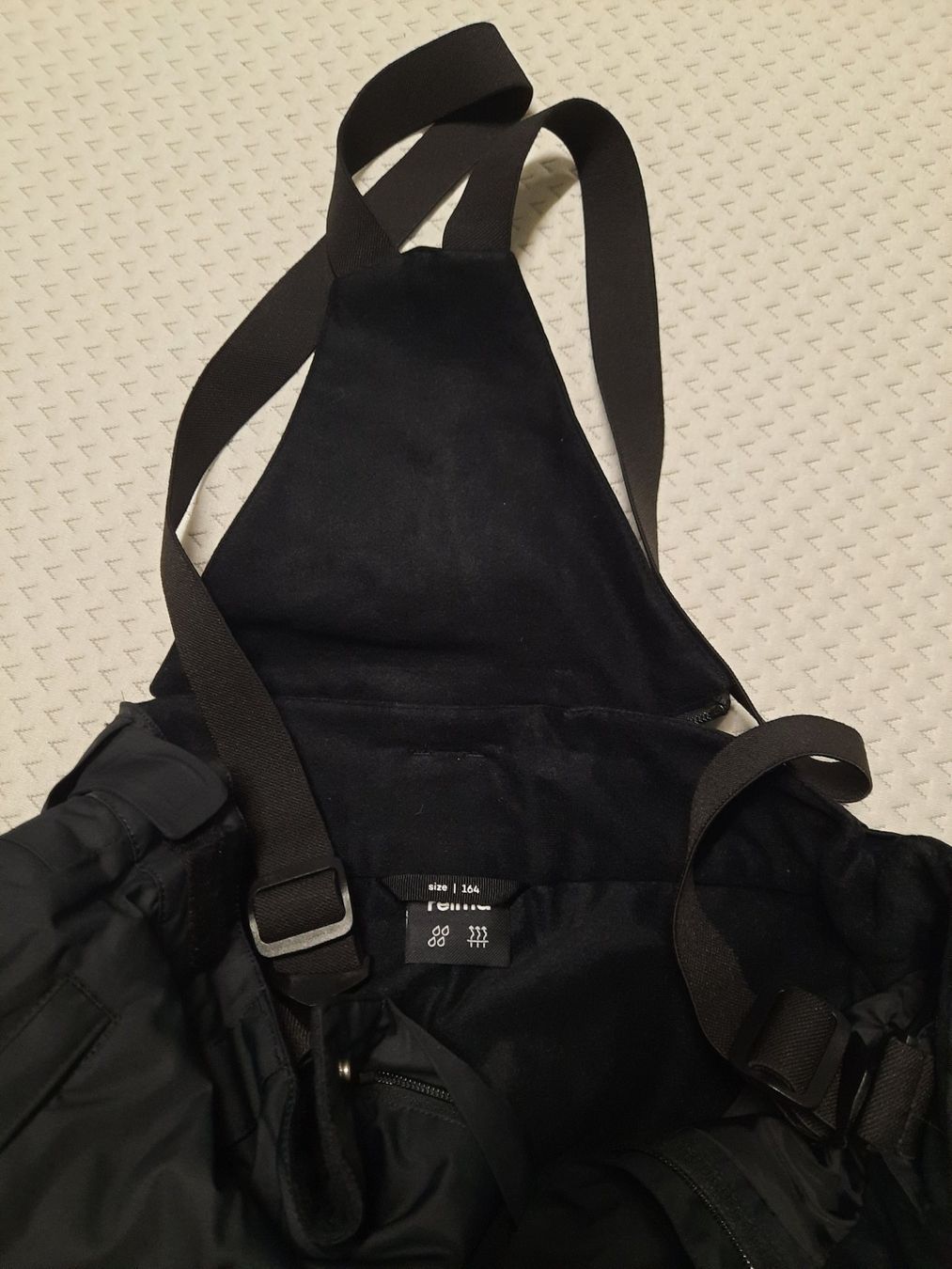Reima Pantaloni: Skihose Reima Gr. 164 schwarz – Usato da Rothrist venduto da Ellie 2