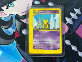 2003 POKEMON Kadabra Skyridge 069