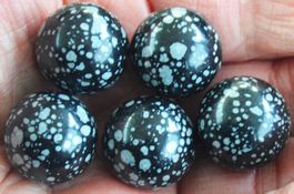 Deko Heilstein G-323 – 5 Stück Schneeflocken Obsidian 20mm