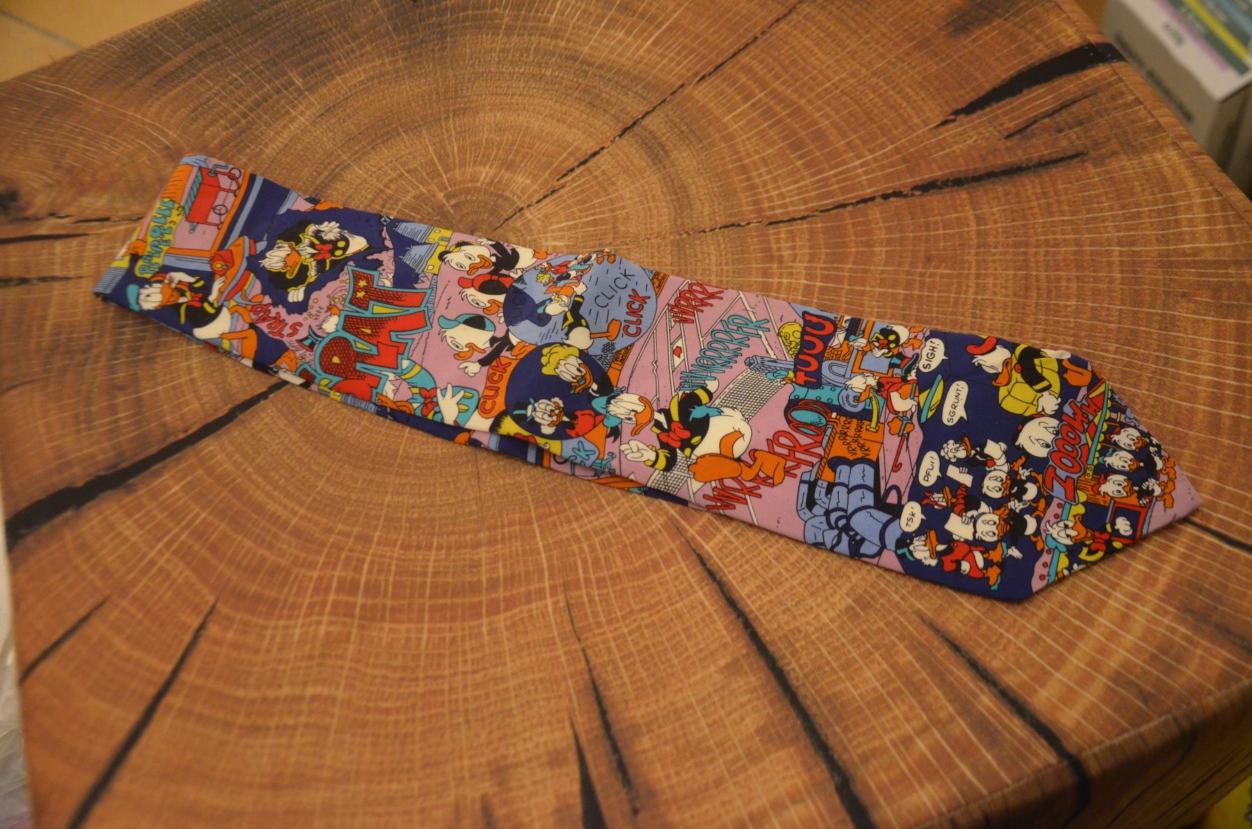 Disney Cravatte: KRAWATTE DISNEY - (B) – Nuovo (secondo la descrizione) da Chiasso venduto da Dolly015