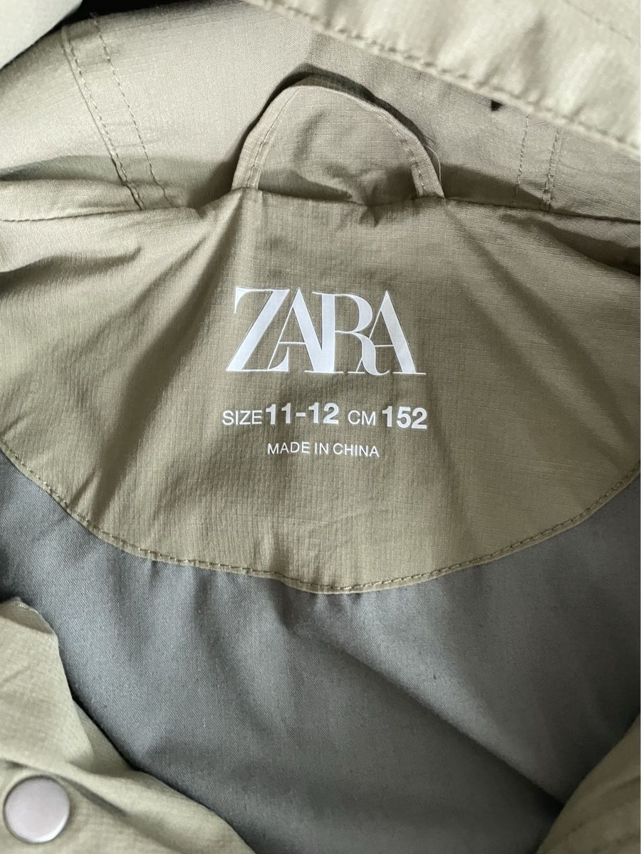 Zara Giacche & Cappotti: Zara Regenjacke 152 – Usato da Zürich venduto da Mothai 2