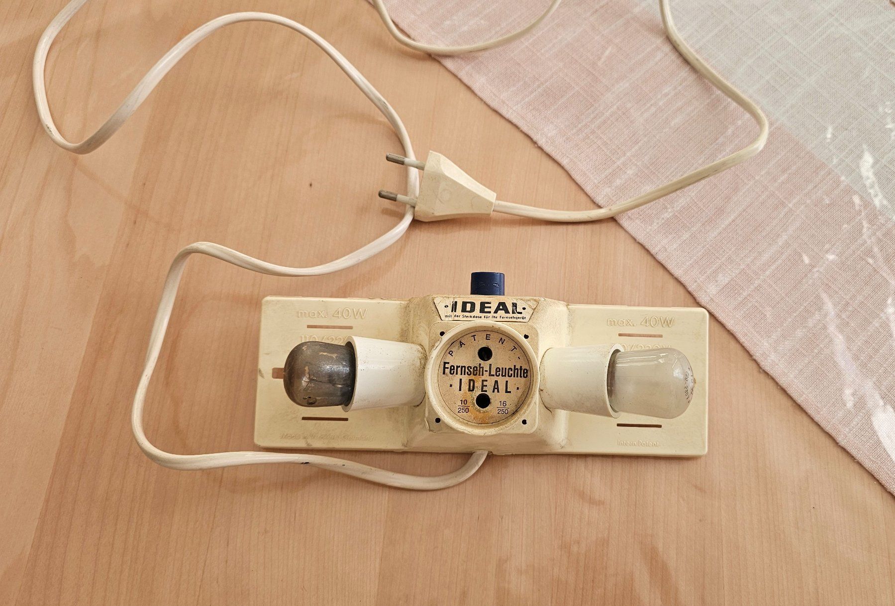 Lampade: Ideal lumière vintage – Usato da Etoy venduto da angi020