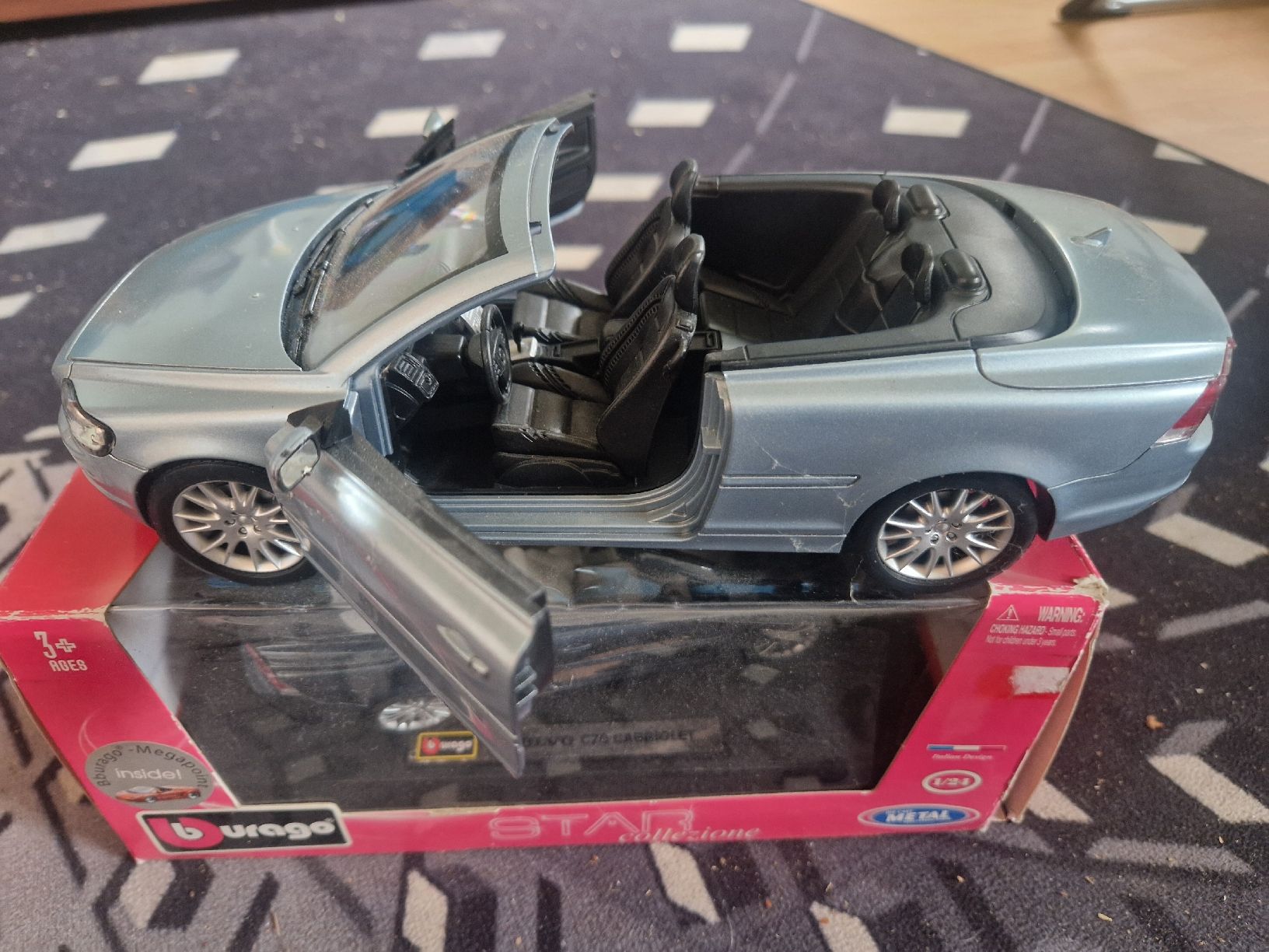 Volvo Modellini d'auto: Schöner Volvo C70 1/18 – Usato da Safenwil venduto da saavo 2