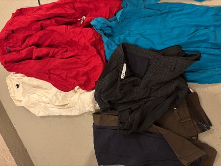Sack voll Kleider Grösse L