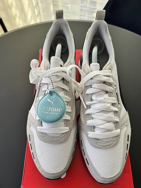 Puma Herrenschuhe: Puma R78 UNISEX - Sneaker - NEU!! – Neu und originalverpackt aus St. Gallen von Maverik_HunterX 2