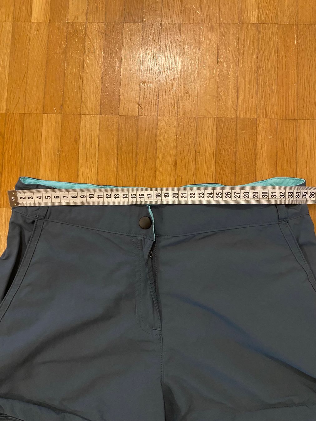Decathlon Pantaloni: Pantalon randonnée modulable – Usato da Basel venduto da OK2010 3