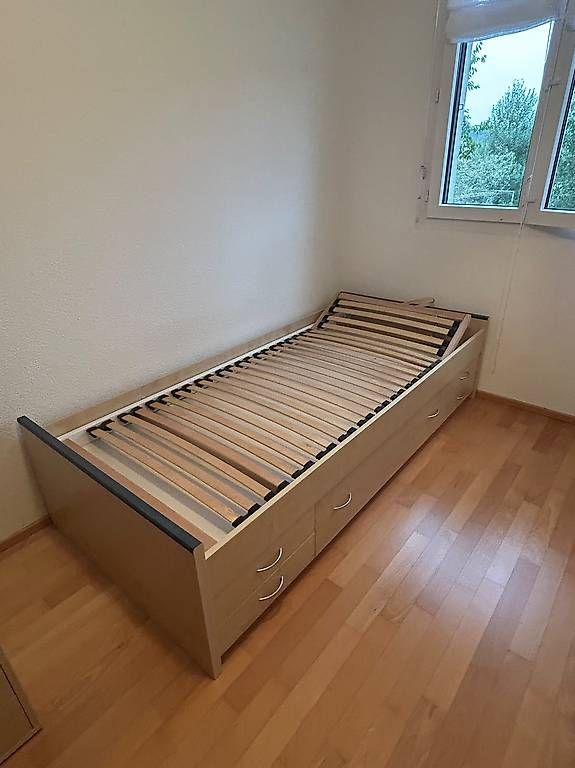 Betten: Bett – Gebraucht aus Niederlenz von Naluchi
