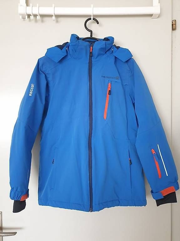 Trevolution Giacche: Veste de ski Trevolution taille 152 équipée Recco – Usato da Yverdon-les-Bains venduto da ErMaZa