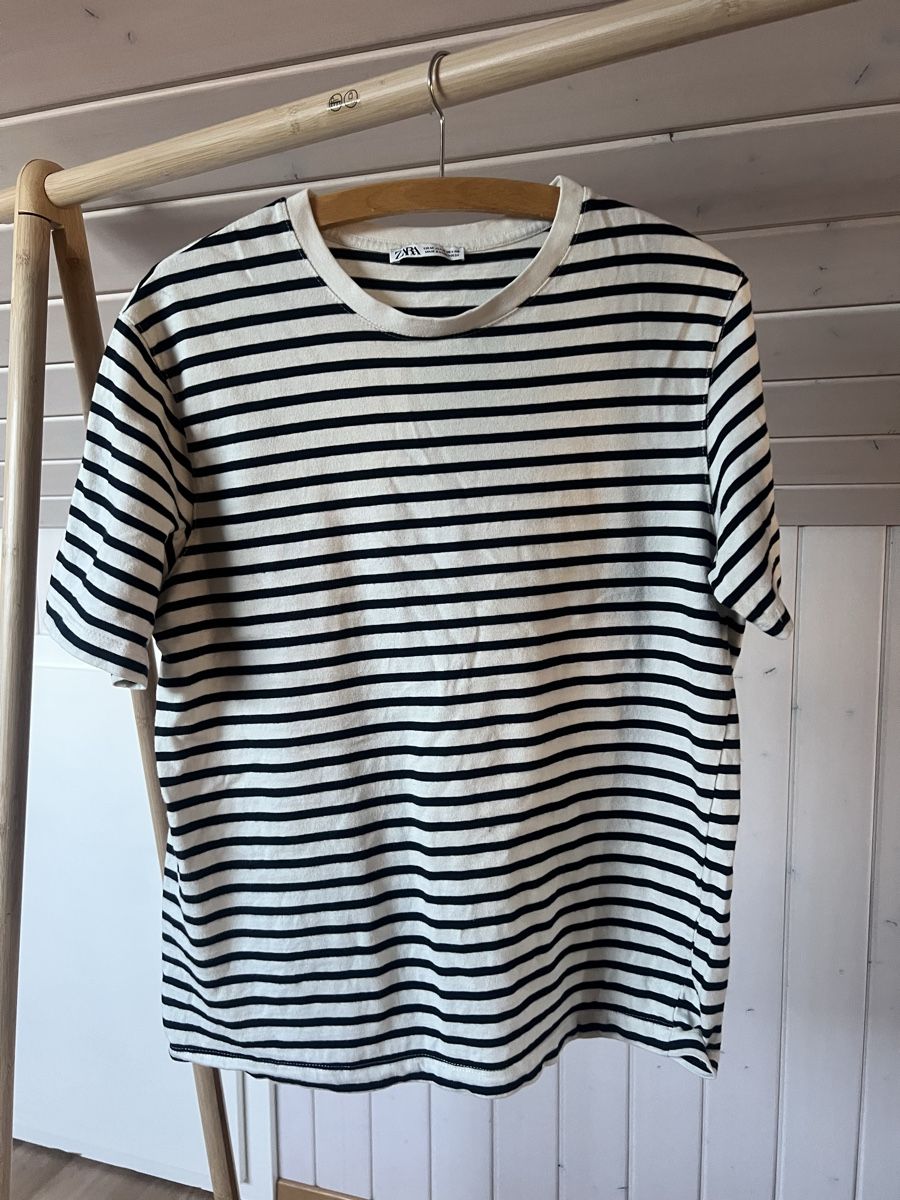 Zara T-shirt: Zara Striped T-Shirt – Usato da Altstätten SG venduto da Melval22