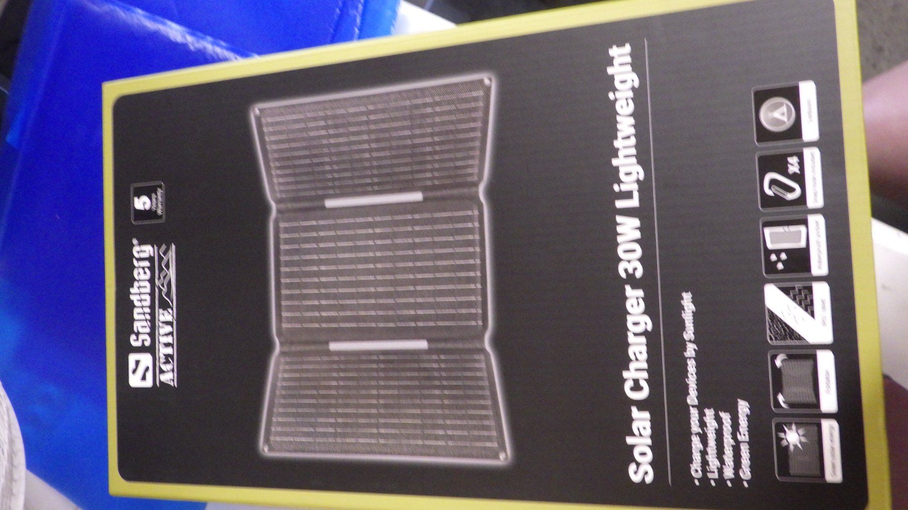 Solargeräte und Solarprodukte: Solar Charger 30W Lightweight – Neu und originalverpackt aus Gossau ZH von OrderflowAG