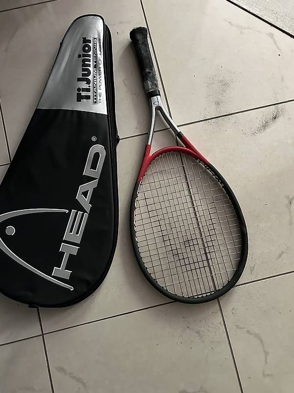 Schläger: Junior Tennisschläger – Gebraucht aus Basel von rit_l8k7