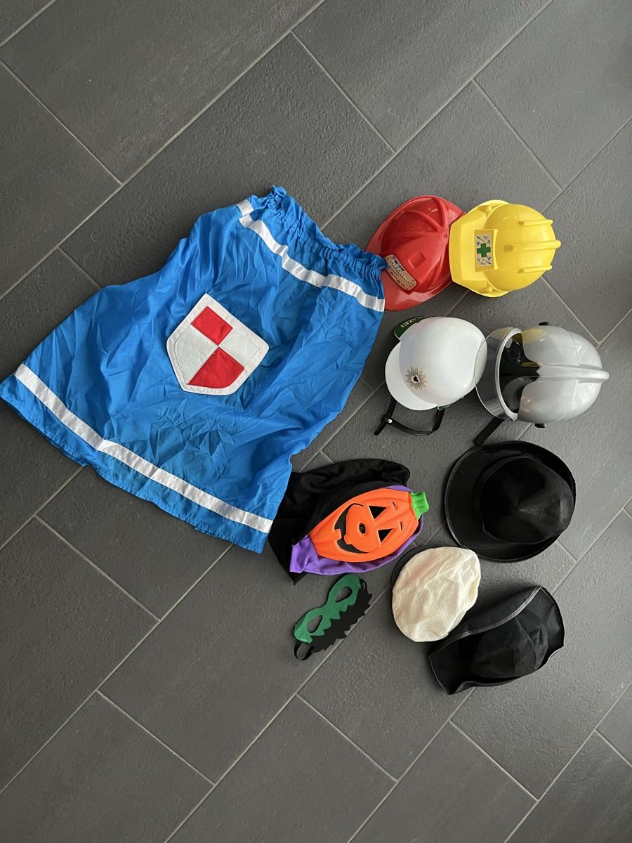 Costumi: Fasnacht Kinder – Usato da Rottenschwil venduto da gle81 1