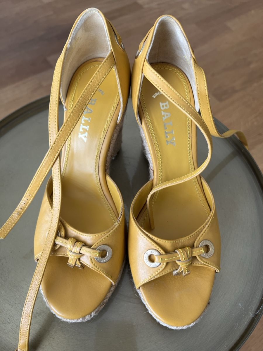 Bally Scarpe da donna: Bally  Sandale, gr.37, Leder – Usato da Kaufdorf venduto da Ostrich