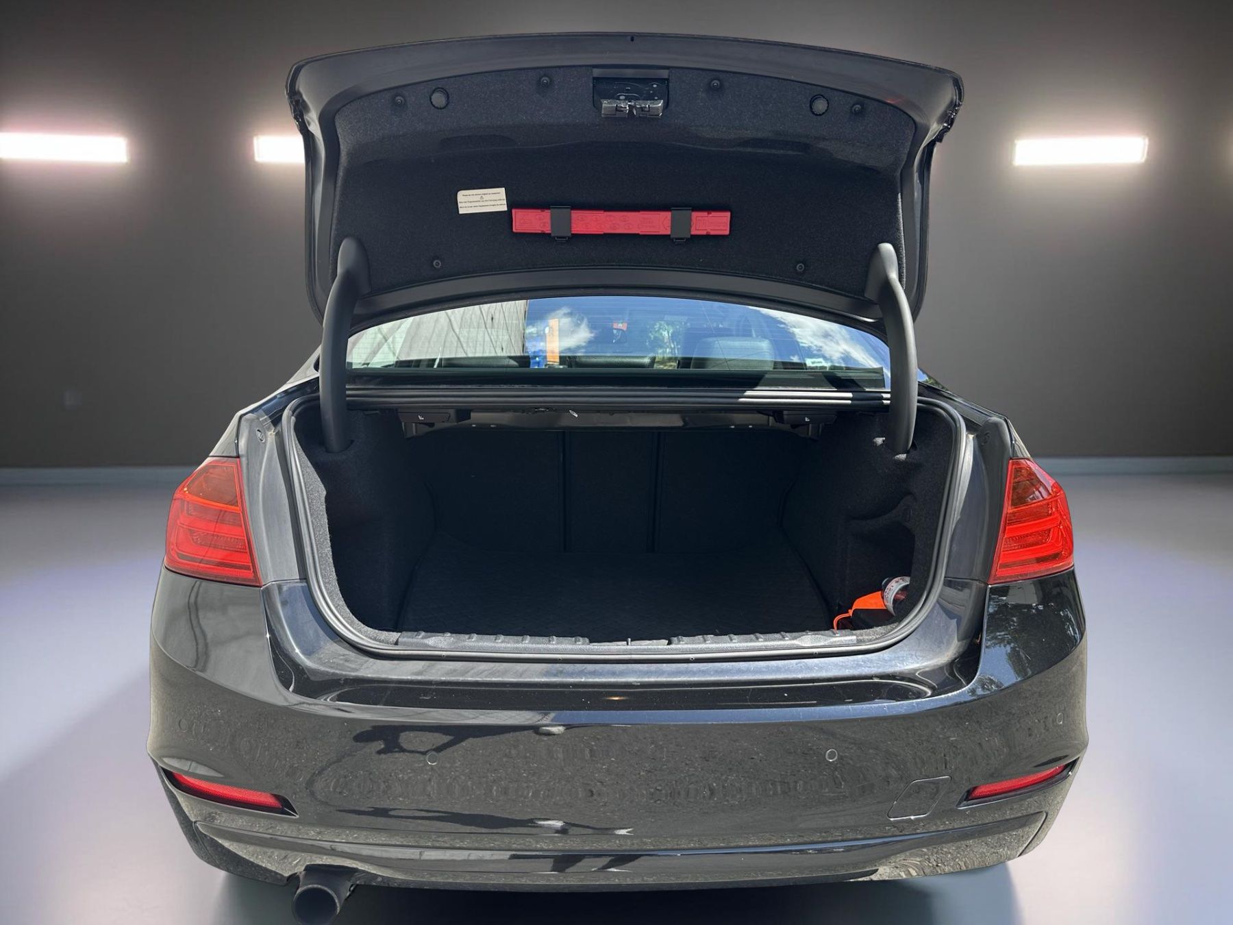 BMW Automobili: BMW 320 xDrive – Usato da Dottikon venduto da Lilflackho 4