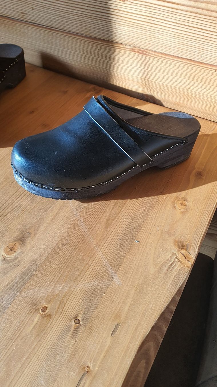 Herrenschuhe: Holzclogs / Zoggeli in grösse 45 – Gebraucht aus Flawil von minggeli83 1
