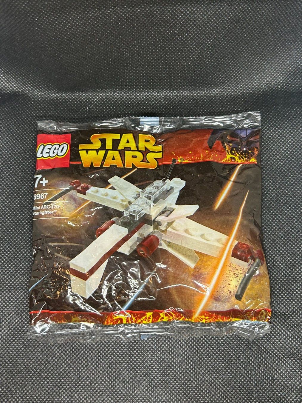 Lego Kit di costruzioni: Lego Star Wars Mini AREC-170 Starfighter 2005 – Usato da Lausanne venduto da Retro-geek