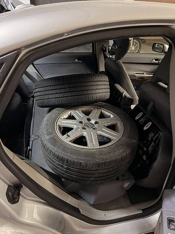 Autos: Volvo S40 – Gebraucht aus Augst BL von Luca.R 4