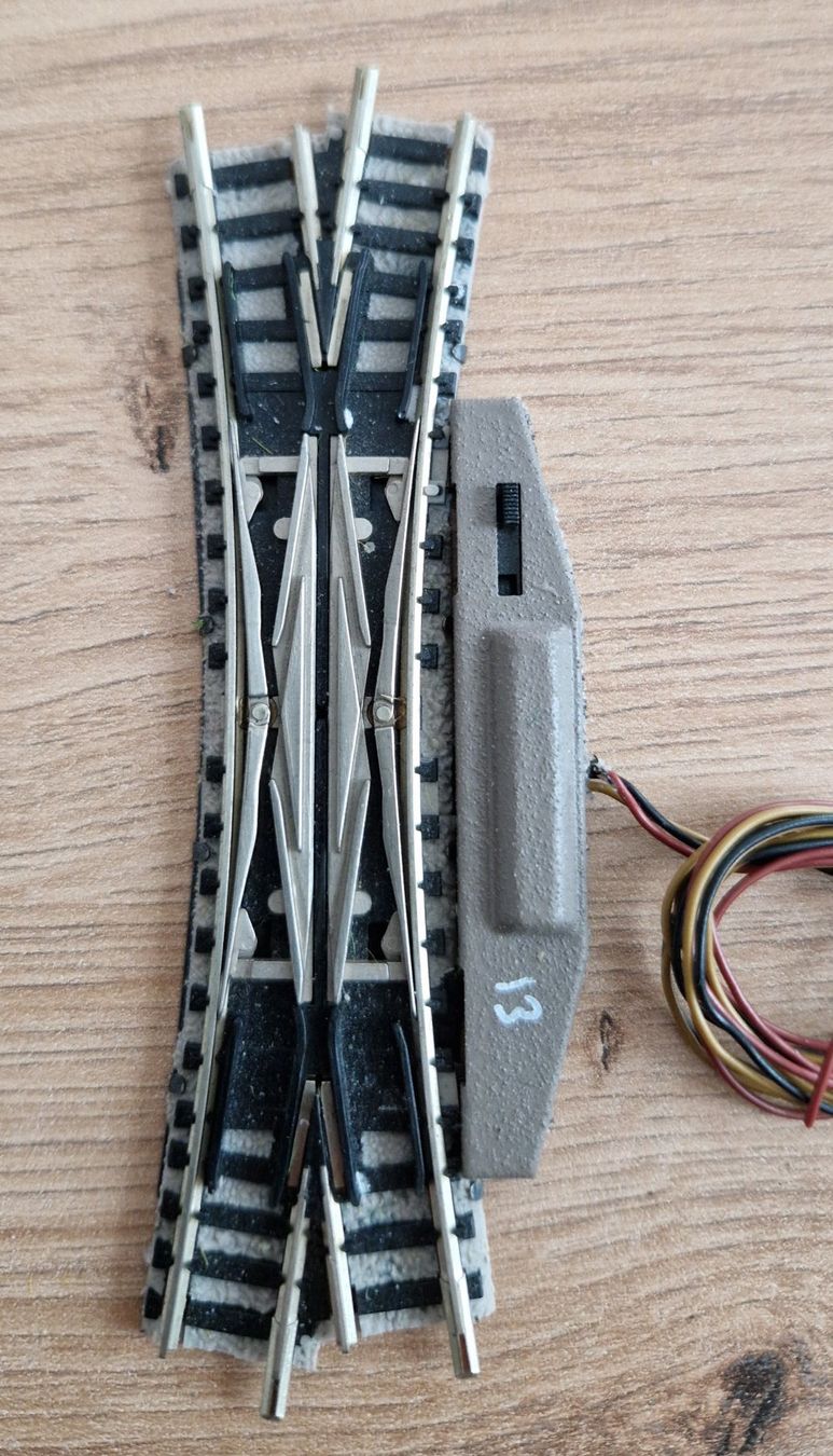 Fleischmann Modelleisenbahnen: 3 Traverser jonction a droite Fleischmann piccolo N – Gebraucht aus Tavannes von Jacksonhmc 1