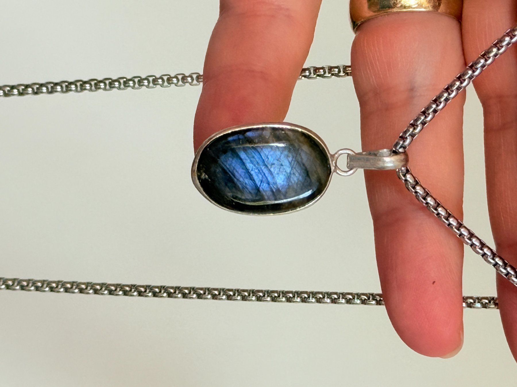 Catenine: Labradorite necklace – Nuovo e nell'imballaggio originale da Genève venduto da AGBERG 2