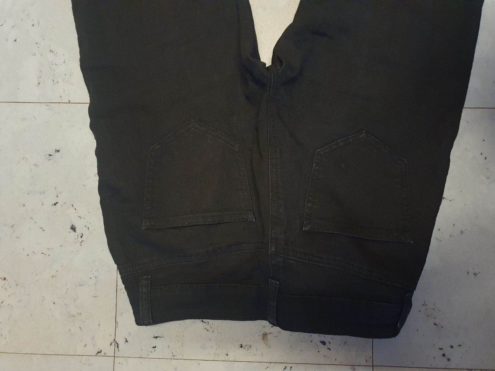 Jeans: Jeans Schwarz  – Gebraucht aus Moosseedorf von Sonnenschein.. 5