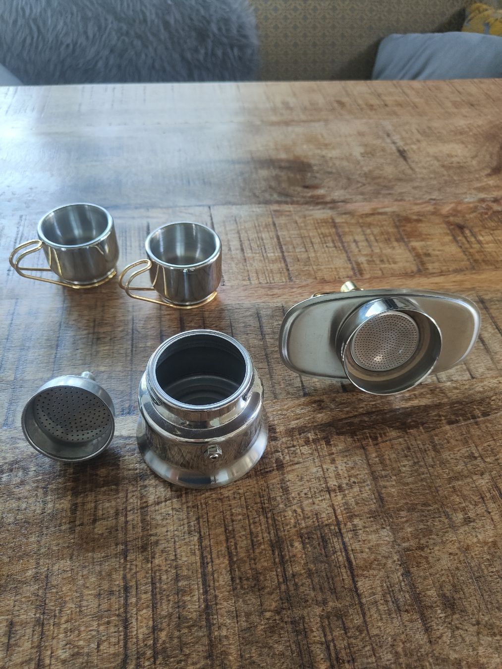Macchine per caffè & Macchine per espresso: Espresso Mocca Maschine Chromstahl – Usato da Ehrendingen venduto da Axe31 1