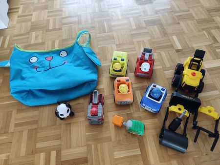 Spielzeug paket auto